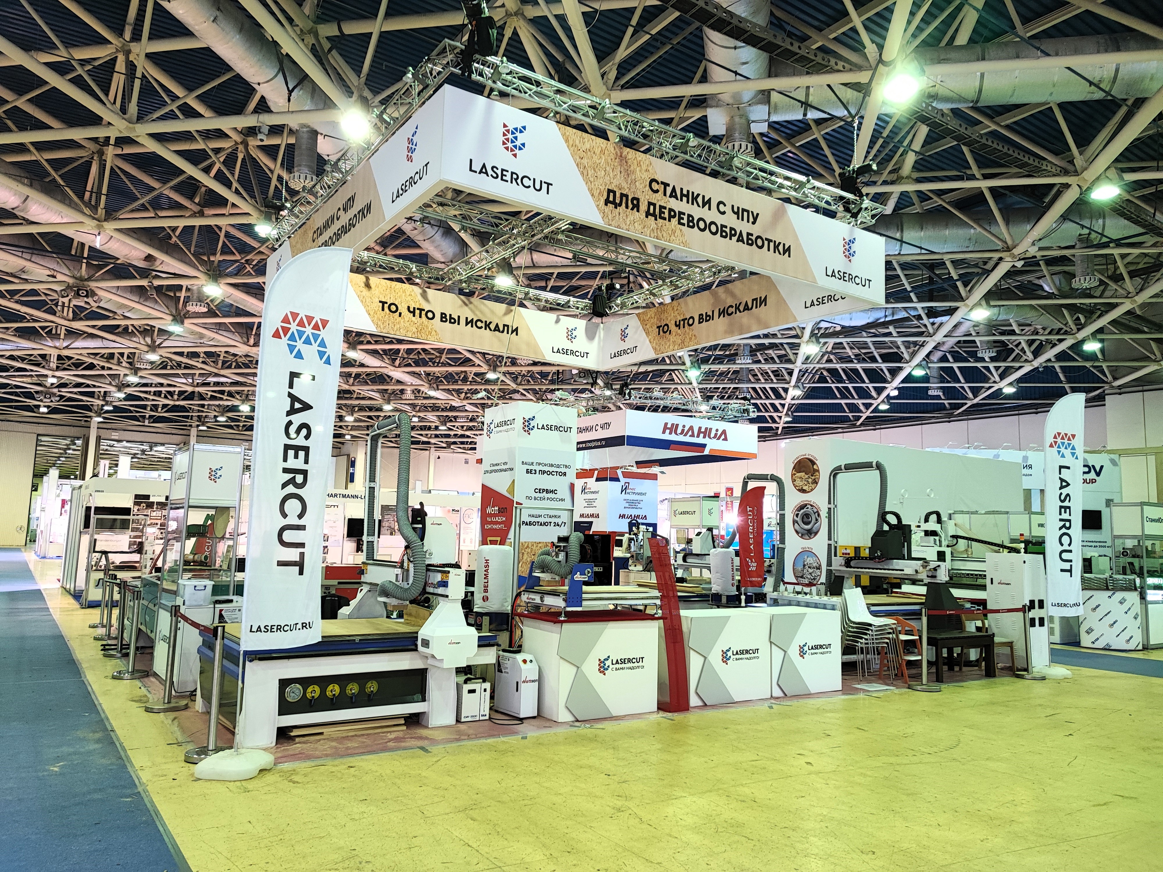 Стенд лазеркат на выставке Лесдревмаш 2024
