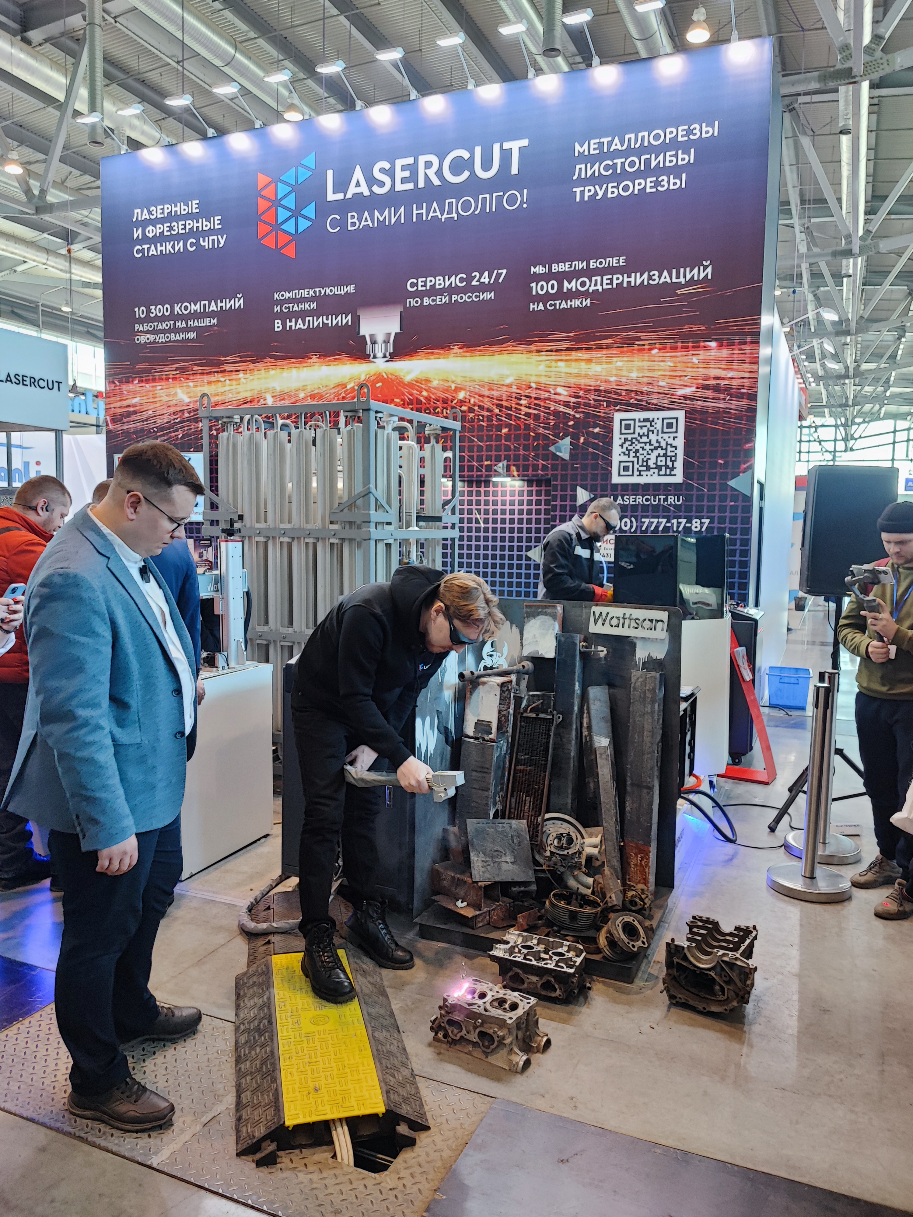 Блогер Саня Чётодел на выставке &laquo;Металлообработка. Сварка &ndash; Урал&raquo;