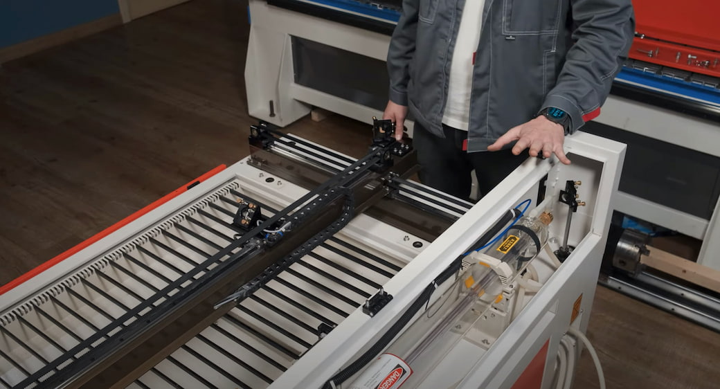 Юстировка зеркал лазерного станка