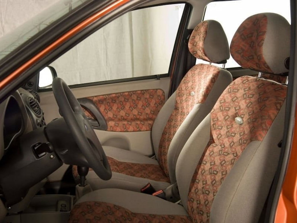 Автомобильные чехлы на лазерном станке