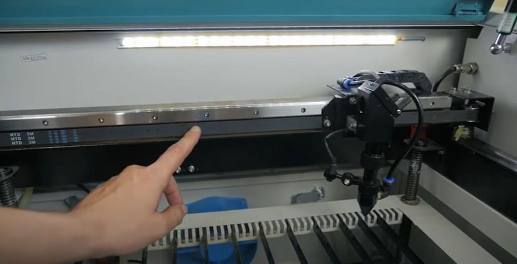 Крепление ремней лазерного станка Wattsan