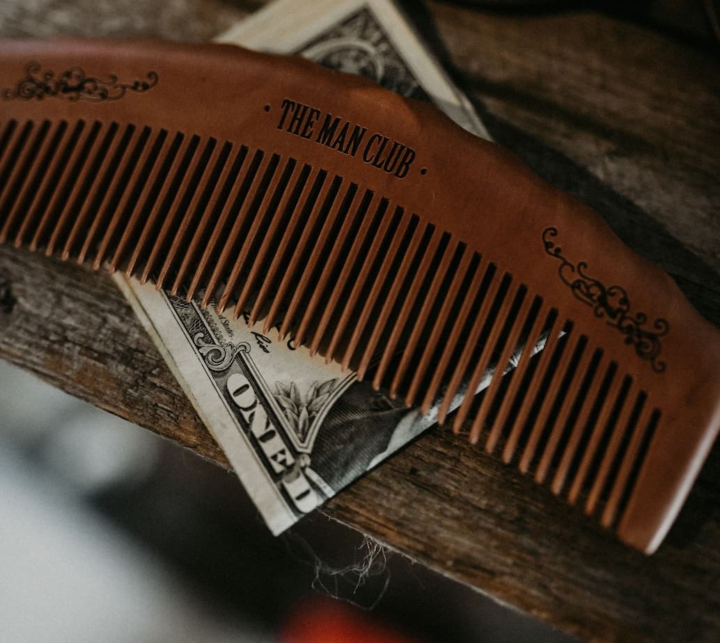 Лазерная гравировка по дереву