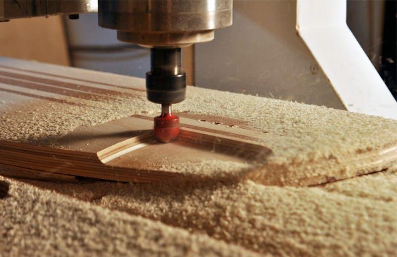 Фрезеровка фанеры на станке с ЧПУ