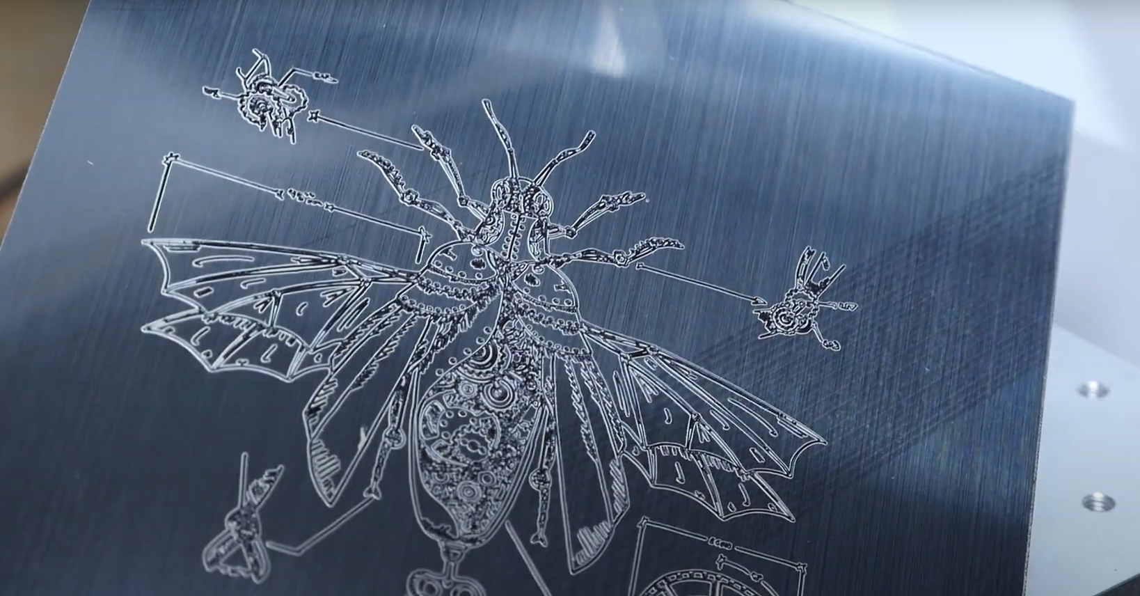 Лазерная гравировка на маркираторе с ЧПУ