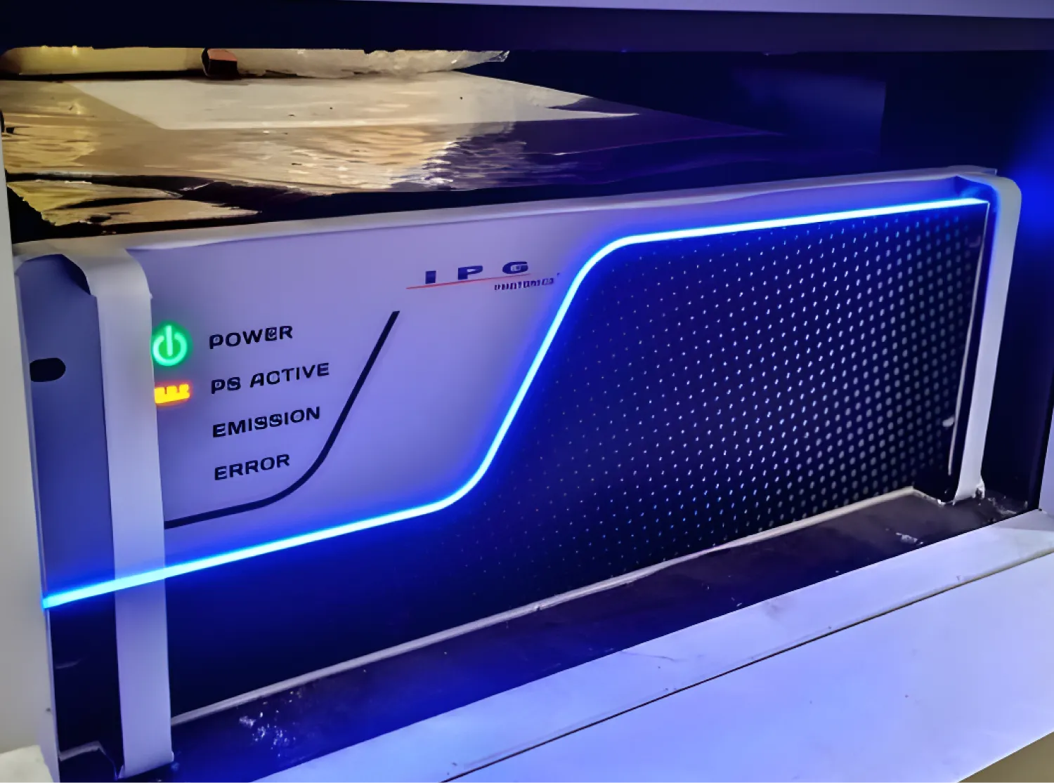 Лазерный источник ipg