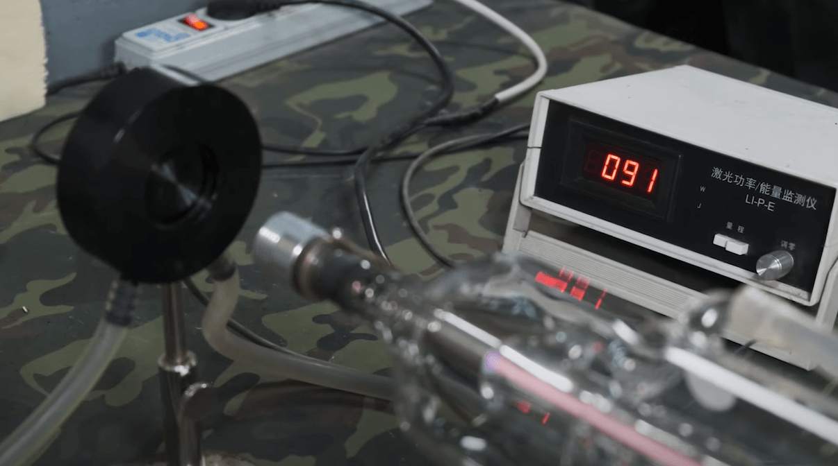 измерения мощности лазерных трубок