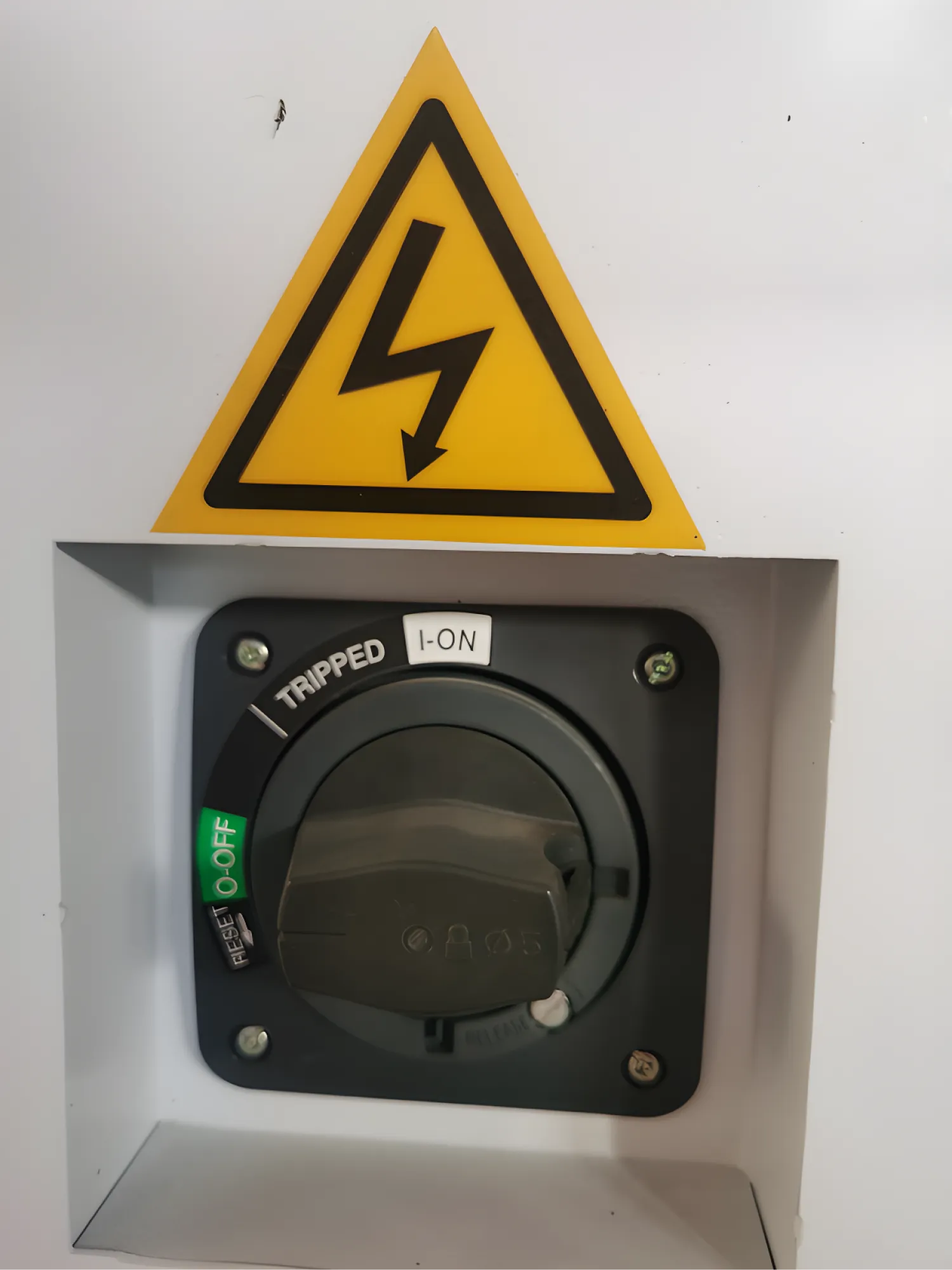 Интеллектуальная система безопасности