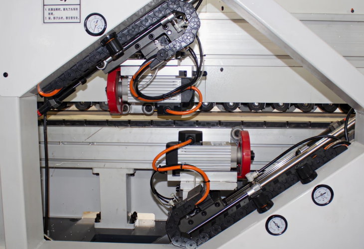 Превью 5 к Кромкооблицовочный станок QUICK KF83KS