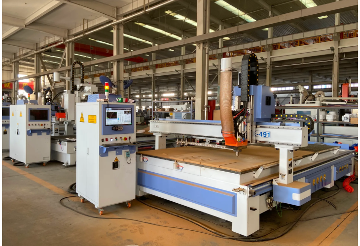 Превью 2 к Обрабатывающий центр QUICK UE-1824