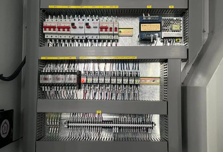 Превью 13 к Вертикальный фрезерный станок с ЧПУ VMC 650