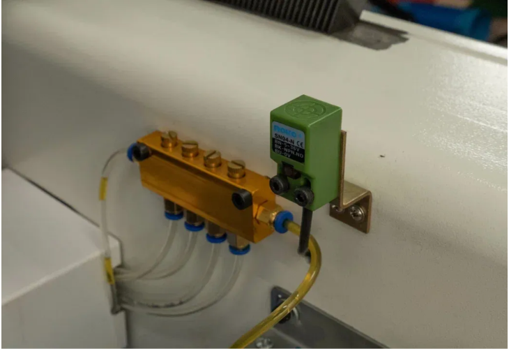 Превью 6 к Фрезерный станок с ЧПУ WATTSAN M1 1616 S2 X