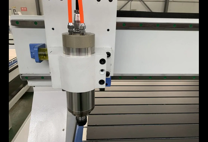 Превью 10 к Фрезерный станок с ЧПУ WATTSAN M1 1616