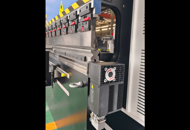 Превью 4 к Гидравлический листогибочный пресс Wattsan HB 6325