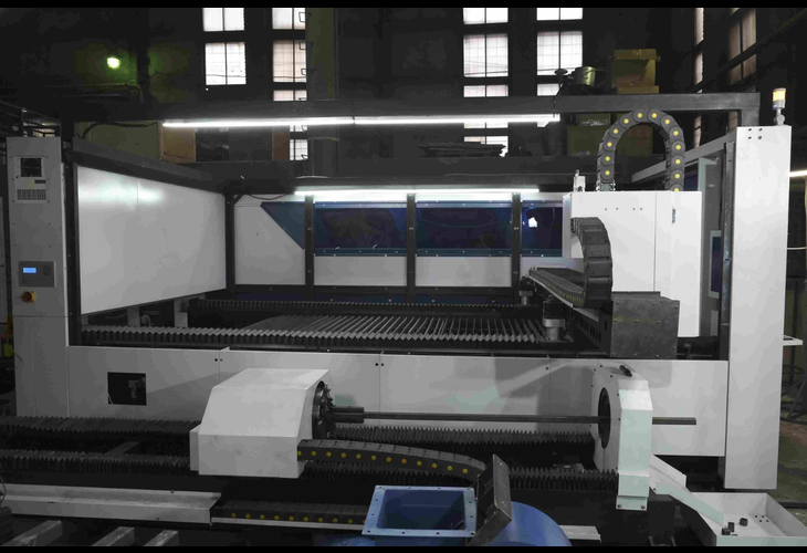 Превью 9 к Лазерный станок по металлу WATTSAN 1530S TABLECHANGE ROTATOTY CABINE