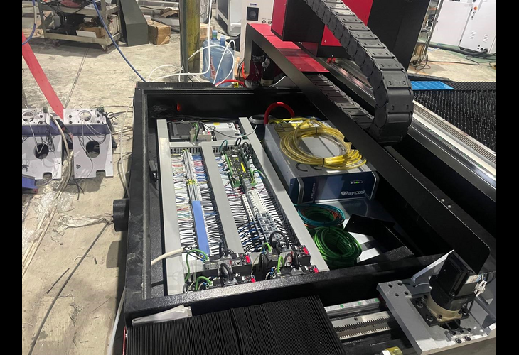 Превью 8 к Лазерный станок по металлу Wattsan 1530A