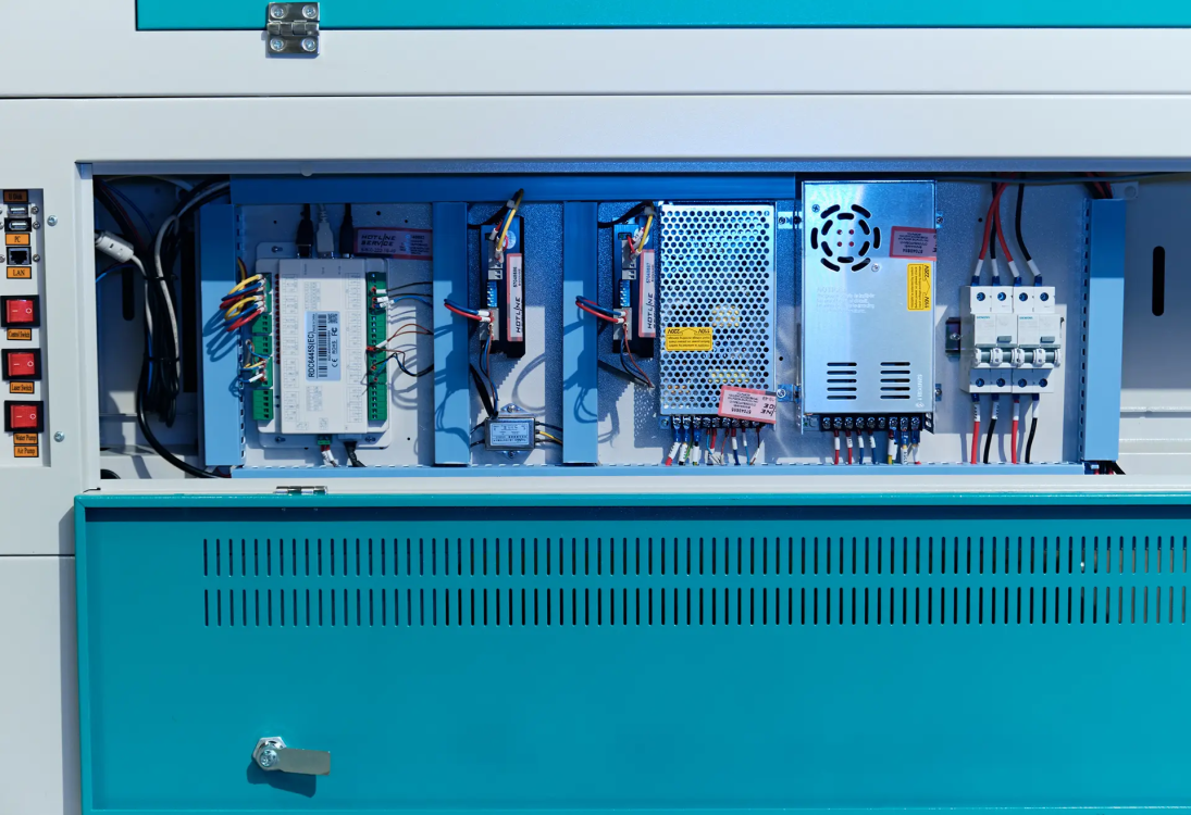 Превью 19 к Лазерный станок WATTSAN 1290 ST Статичный стол